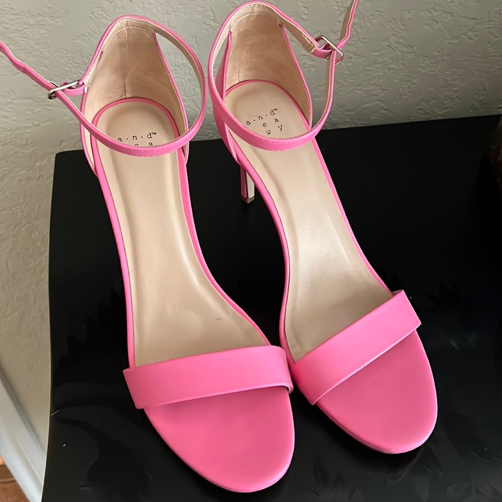 Brand new pink heels. Never worn